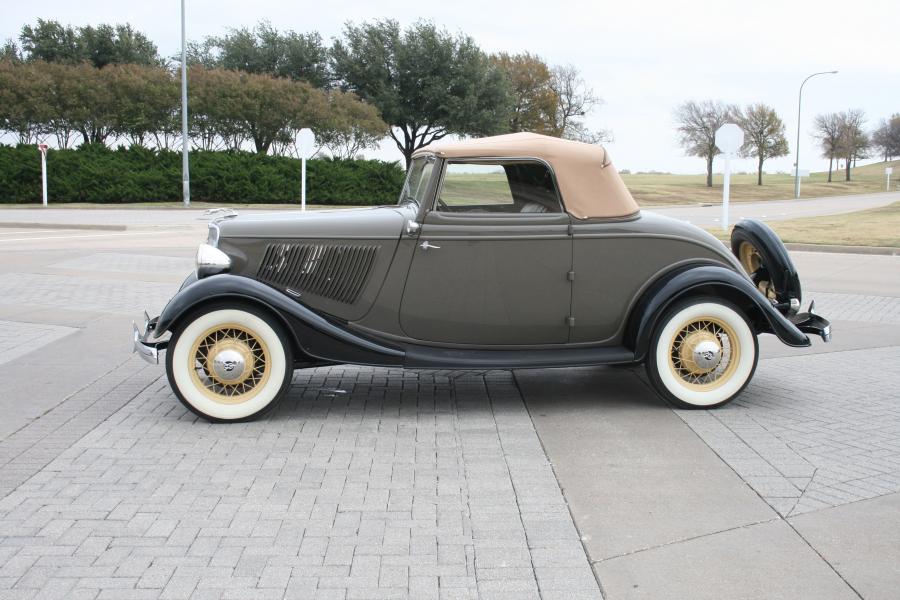  Ford Cabriolet 1933 года  (фото 13 из 17)